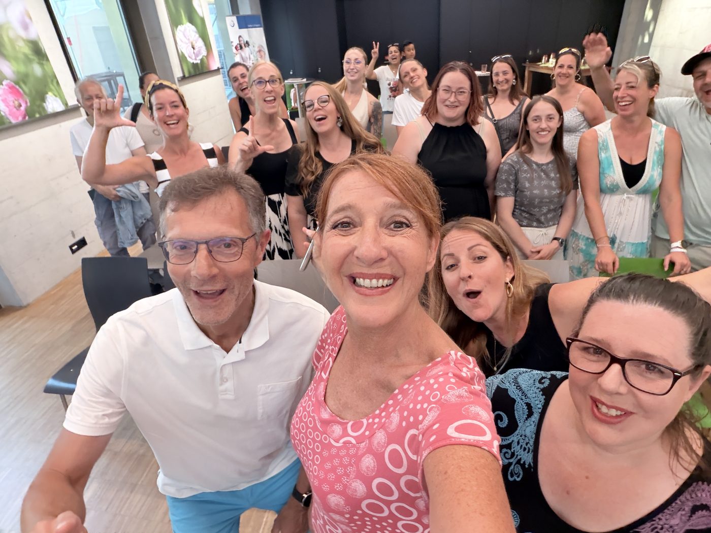 Gruppen-Selfie mit der Community